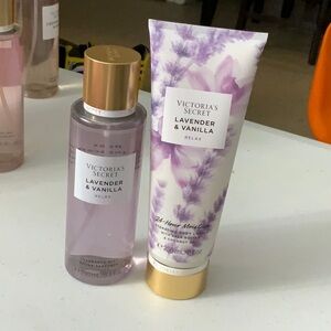 LAVENDER AND VANILLA VICTORIA SECRET SET - RELAX
Natural Beauty Body Mist
